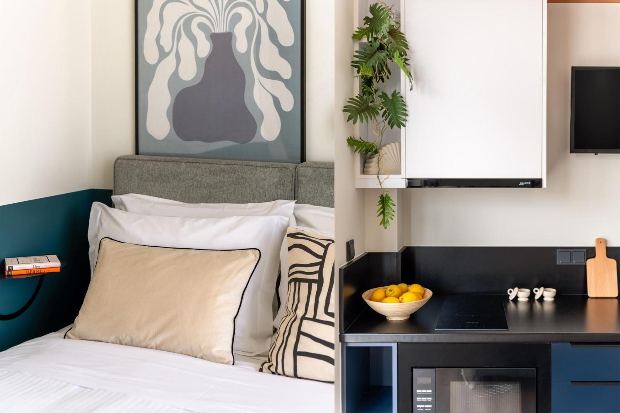 Exceptional Living Lofts By Upstreet Apartment Атина Екстериор снимка